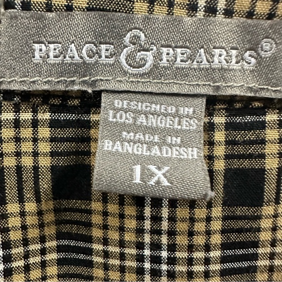 Peace and Pearls Long Sleeve Quarter Button Up Viscose Collarless Blouse Plus 1X - Picture 9 of 11